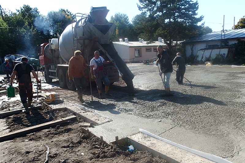 Průmyslové podlahy - podkladní betonové desty